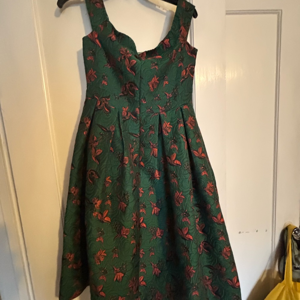 Floral Green and Red Brocade Dress - Picture 2 of 9